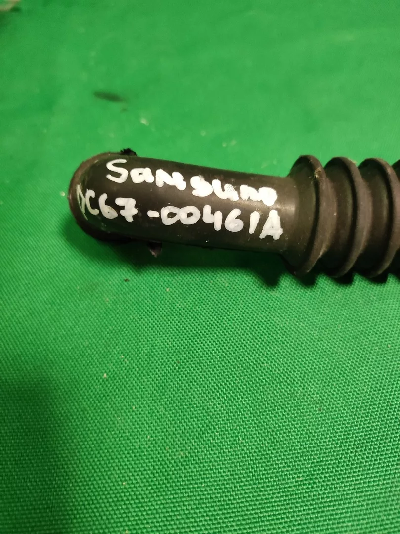 Патрубок Samsung DC67-00461A для стиральной машины