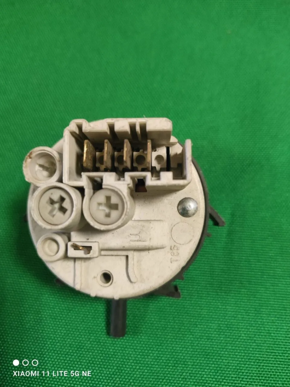 Прессостат Bosch 37650045