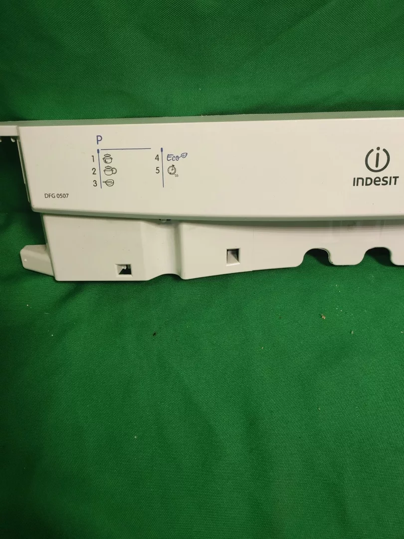Панель управления Indesit DFG 0507