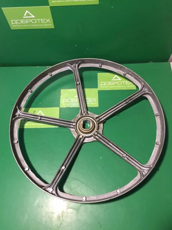 Шкив Indesit 174000703,09
