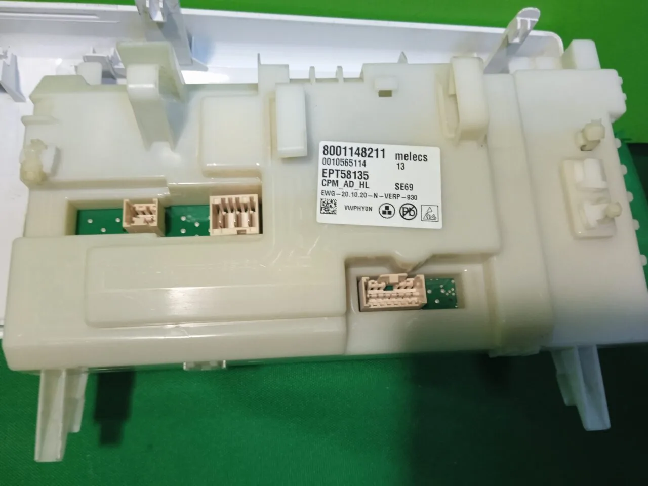 Силовой модуль и панель управления сушильной машины Bosch WTM83201OE/05