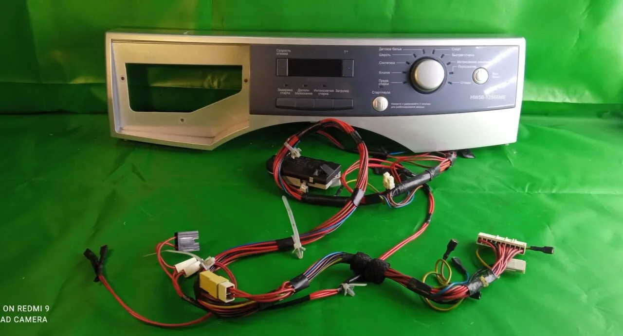 Модуль Haier HW50-12866ME с дефектом корпуса