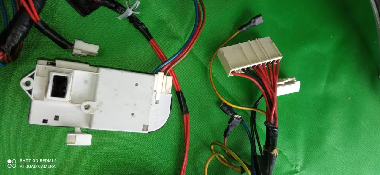 Модуль Haier HW50-12866ME с дефектом корпуса