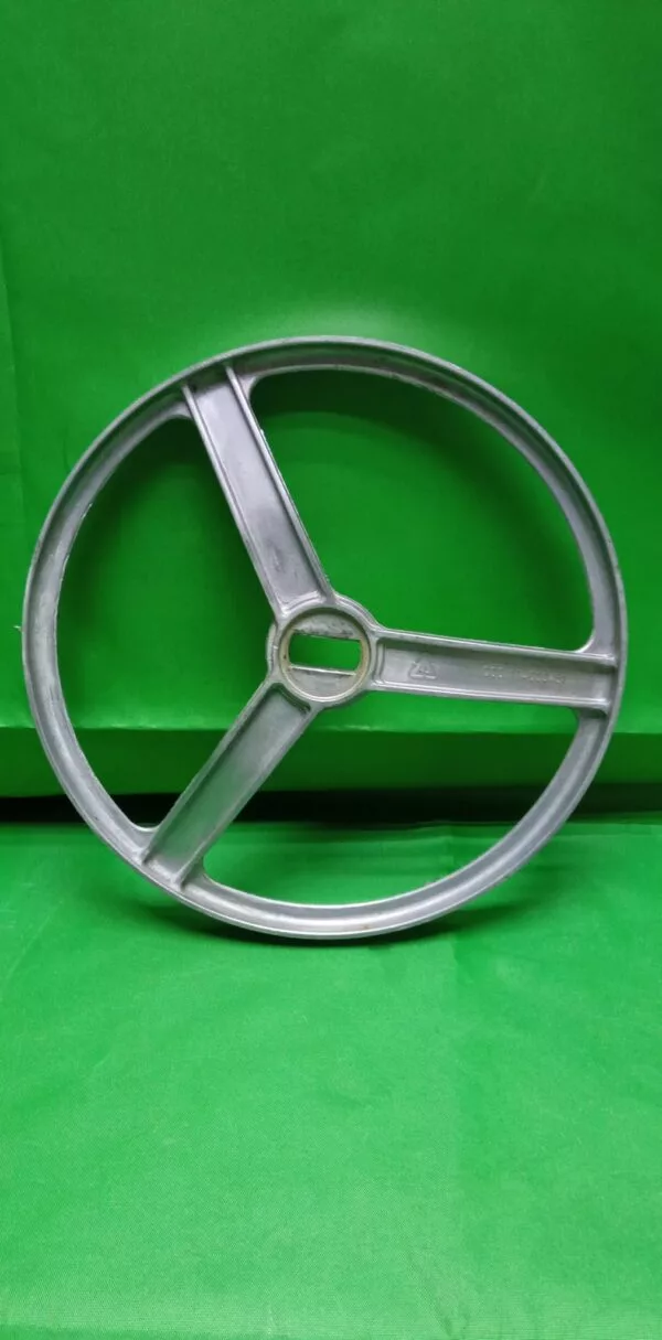Шкив Indesit 174000451