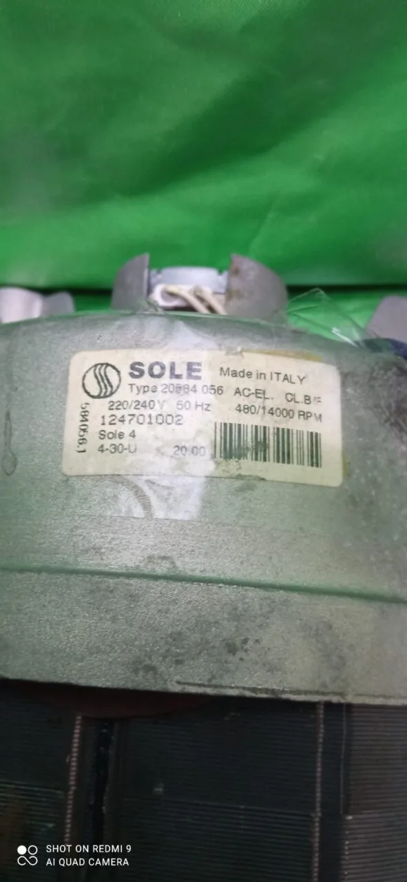 Двигатель Electrolux Sole 124701002 124701005 - 8 контактов