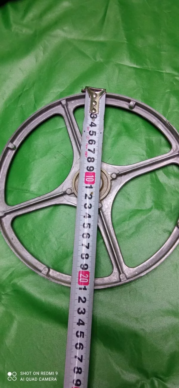 Шкив Indesit 174000509