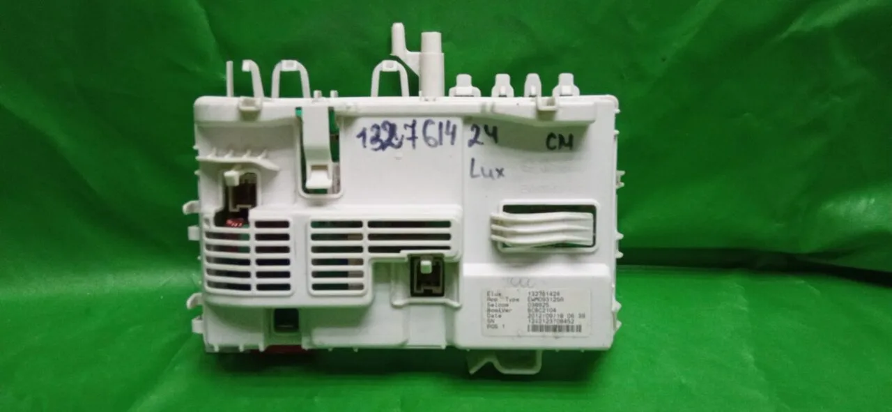 Силовой модуль Electrolux 132761424