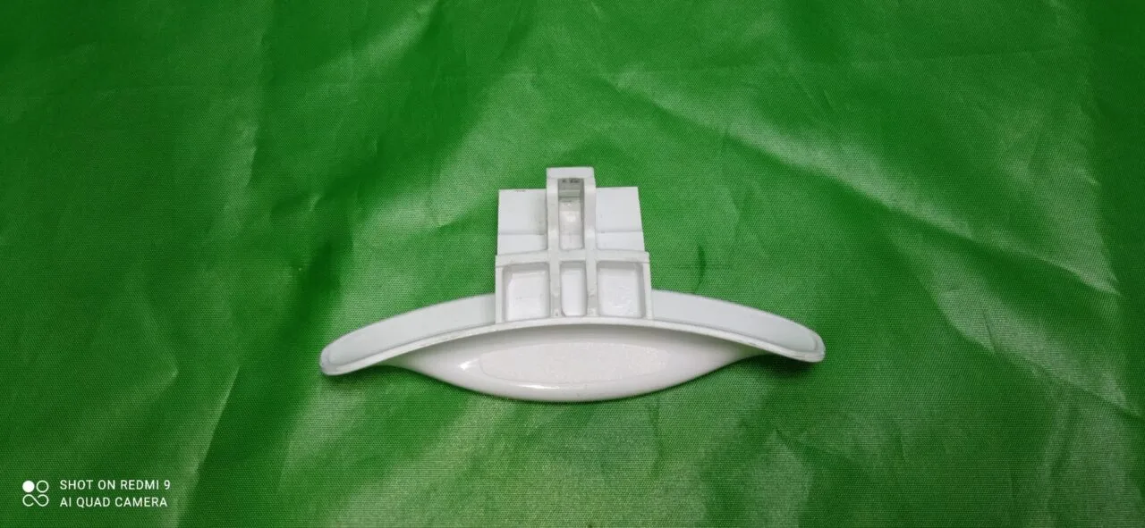 Ручка люка Indesit C00116580, 250001686 для стиральной машины