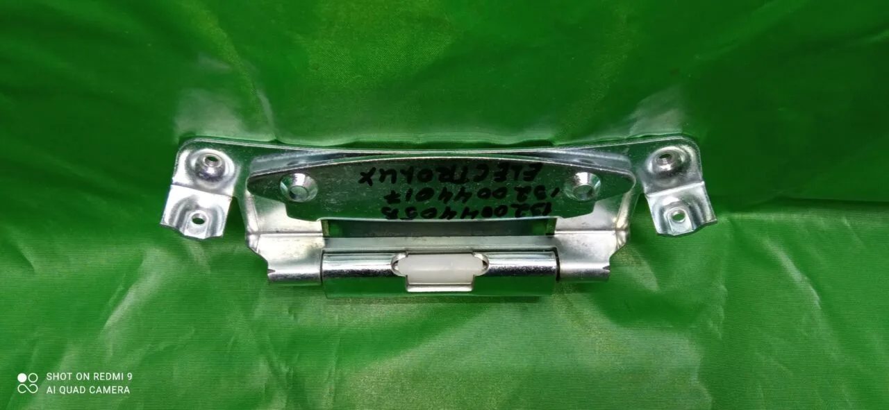 Петля люка Electrolux, Zanussi 1320044058