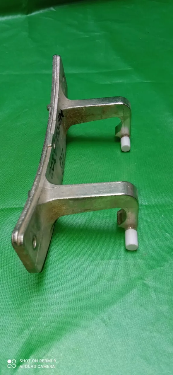 Петля люка LG MEF55242702