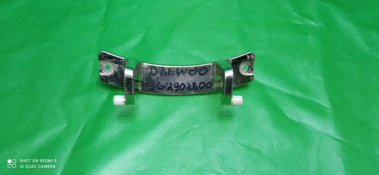 IMG_20250221_164218 Петля люка Daewoo 3612902800 без втулок