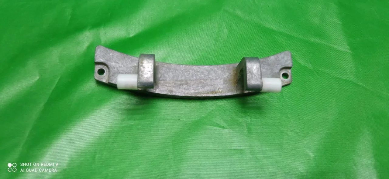 Петля люка Bosch, Siemens 9000669092 +2 втулки