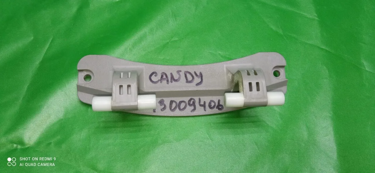 Петля люка Candy 43009406 +4 втулки