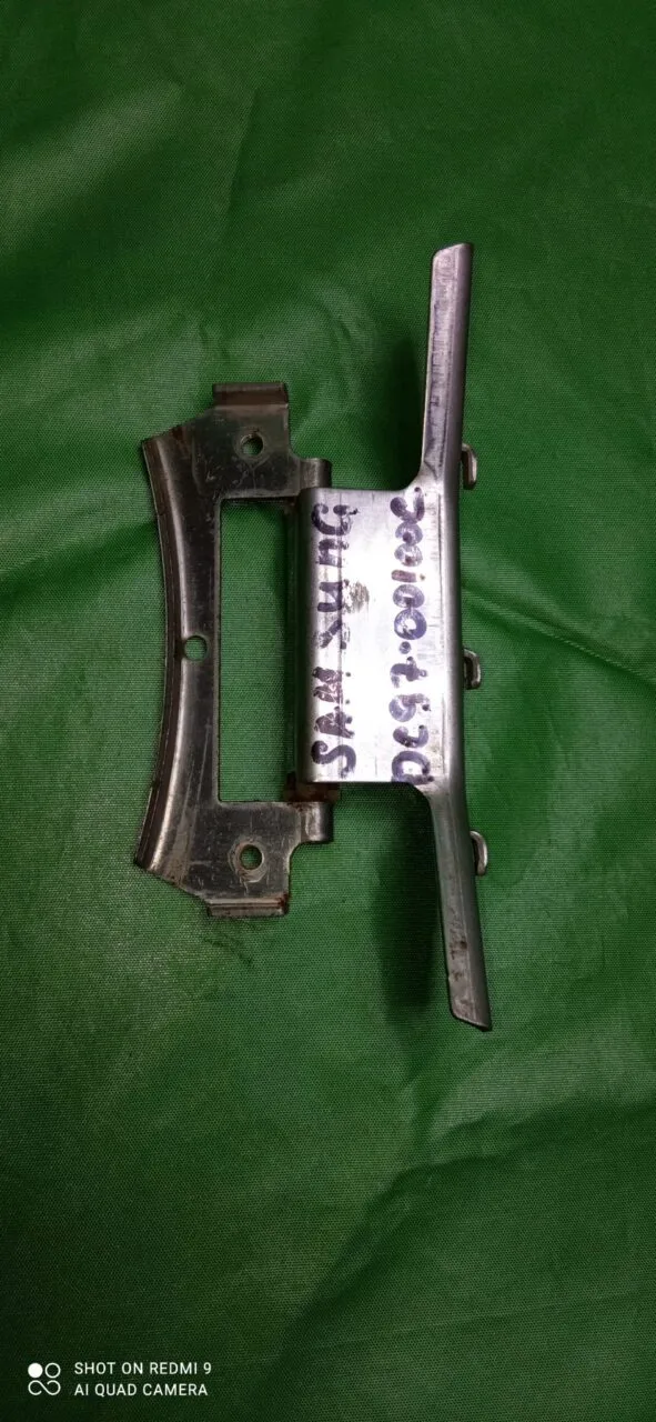 Петля люка Samsung DC97-00100C