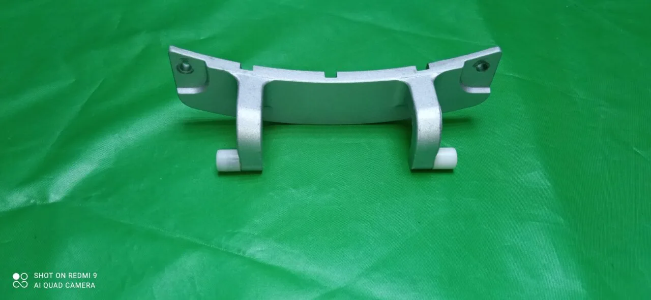 Петля люка Samsung DC61-02099A в комплекте + 2 втулки