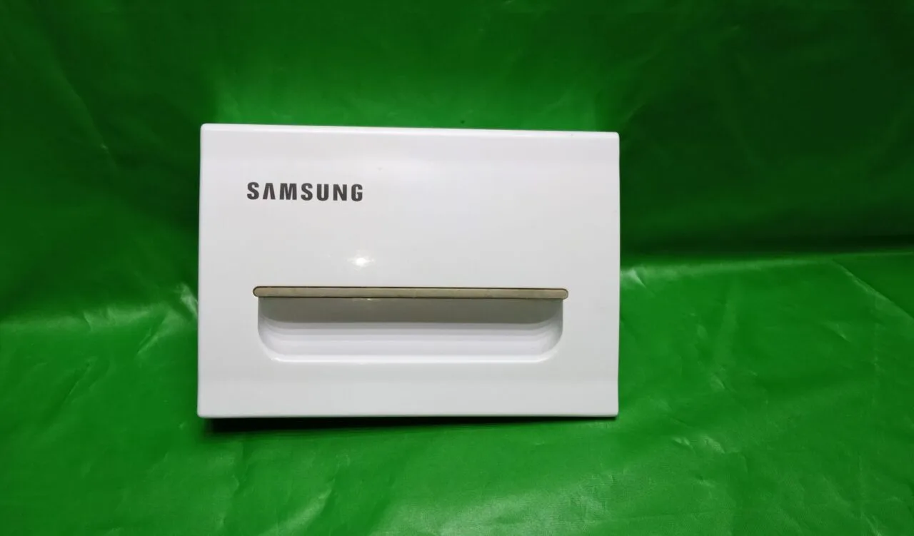 Панель порошкоприемника Samsung DC63-00940