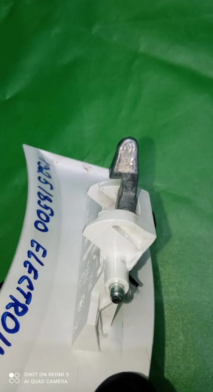 Ручка люка Electrolux 132518500