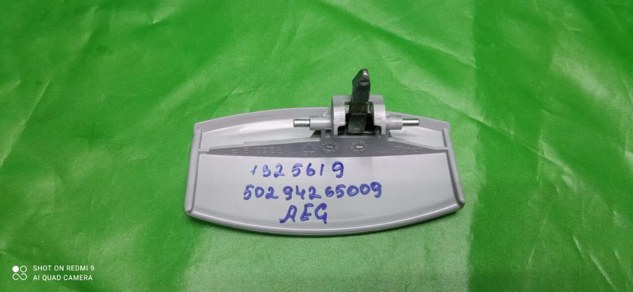 Ручка люка AEG 1325619