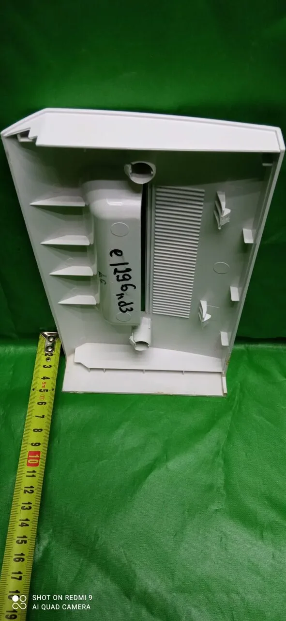 Панель порошкоприемника LG e1296nd3 с деф