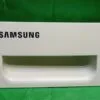 Панель порошкоприемника Samsung DC64-01266 желтая