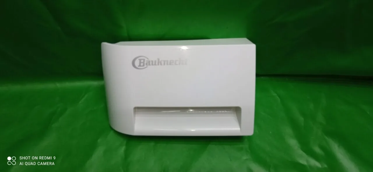 Панель порошкоприемника Bauknecht 46197010894