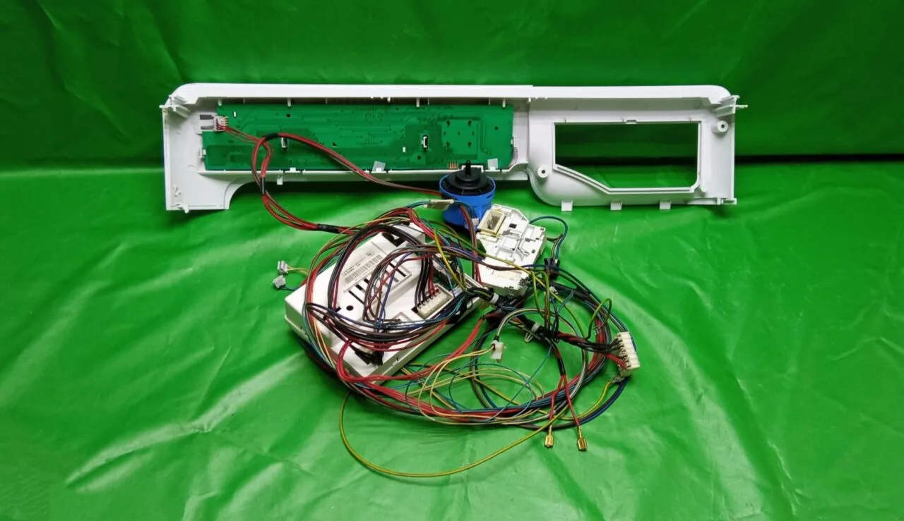 IMG_20250224_213356 Модуль Indesit PWC7105W с деф