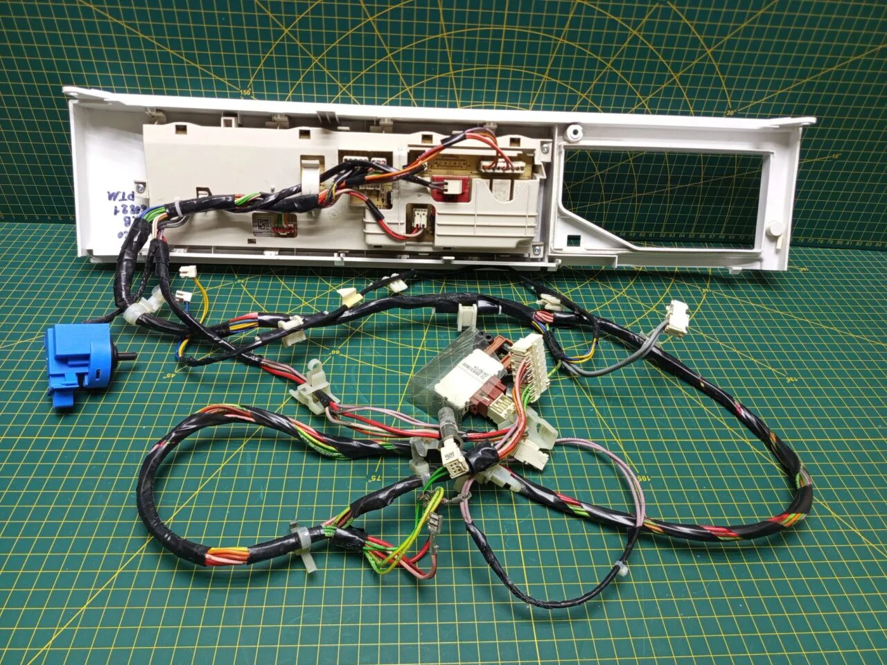 Модуль Beko WKB 60821PTM