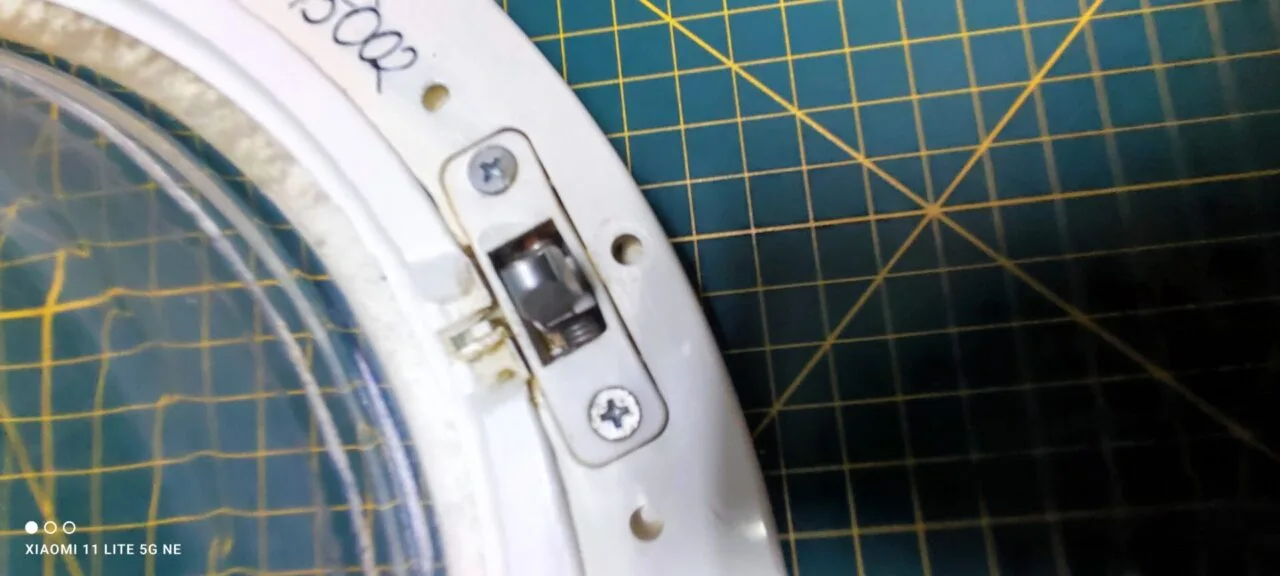 Люк Electrolux 50253013002