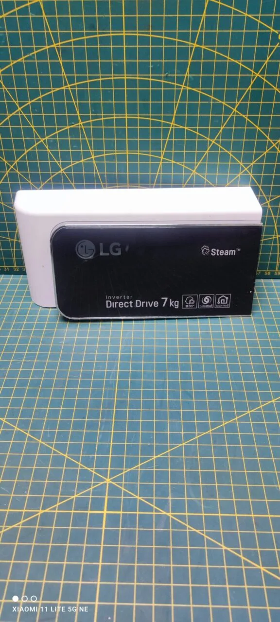 Панель порошкоприемника LG MGC631679-7