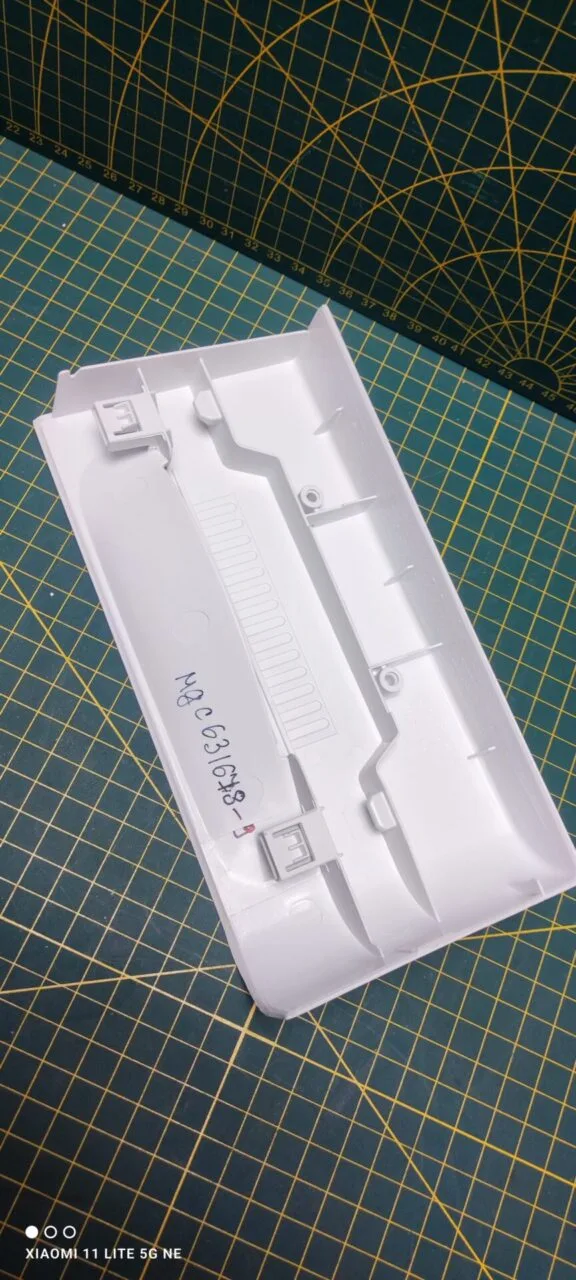 Панель порошкоприемника LG MGC631678-9