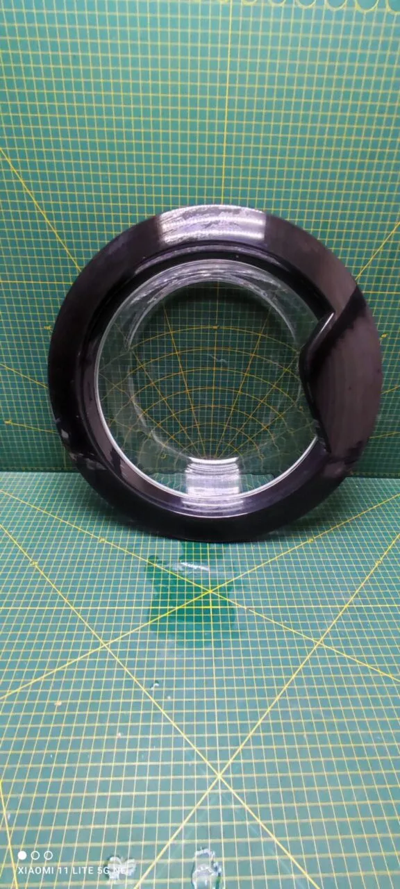 Люк Indesit C00270980 сред.черный