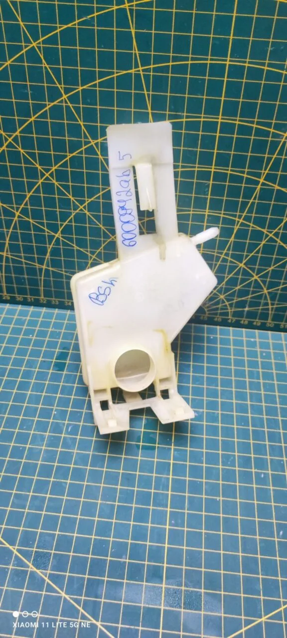 IMG_20250916_122149 Камера прессостата Bosch 6000942AB5