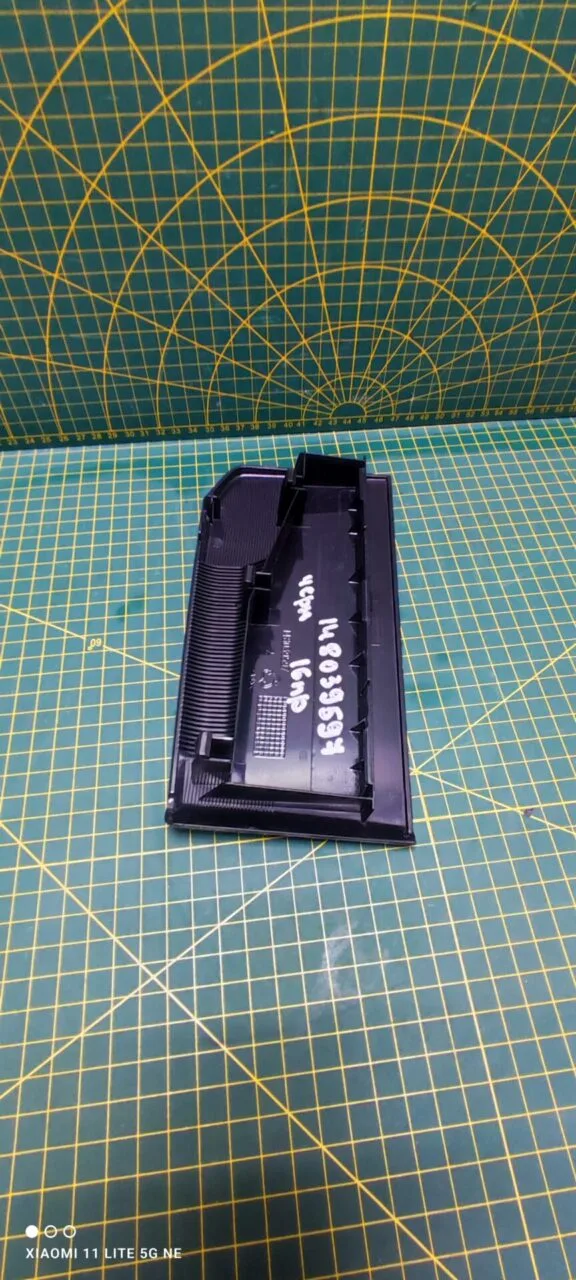 Панель порошкоприемника Indesit 148039597-16пр черн