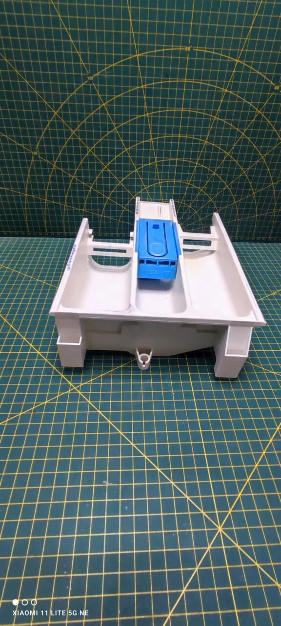 Лоток порошкоприемника Bosch 9000467409