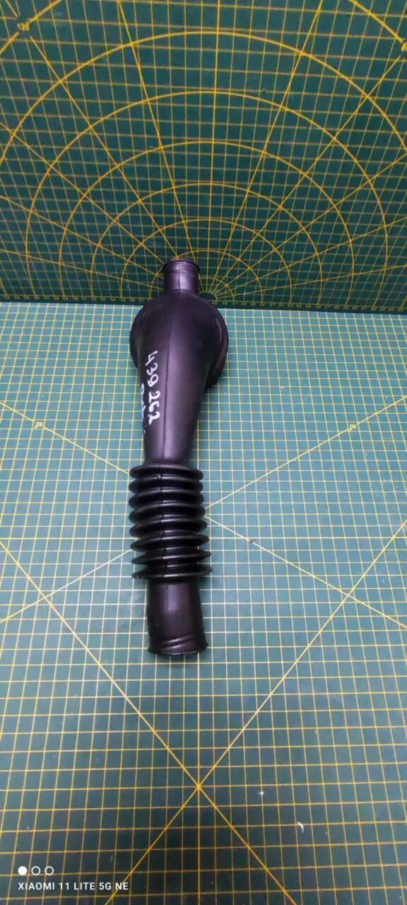 Патрубок Bosch Neff 439262