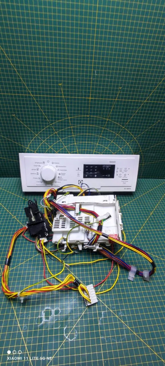 Модуль Electrolux EWT1062TDW для стиральной машины с вертикальной загрузкой