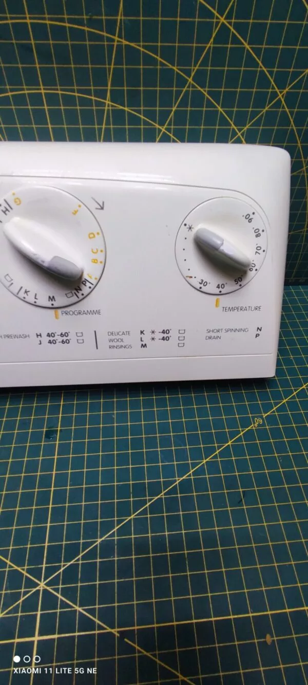 Элементы управления Zanussi T803V (кнопки) для стиральной машины с вертикальной загрузкой