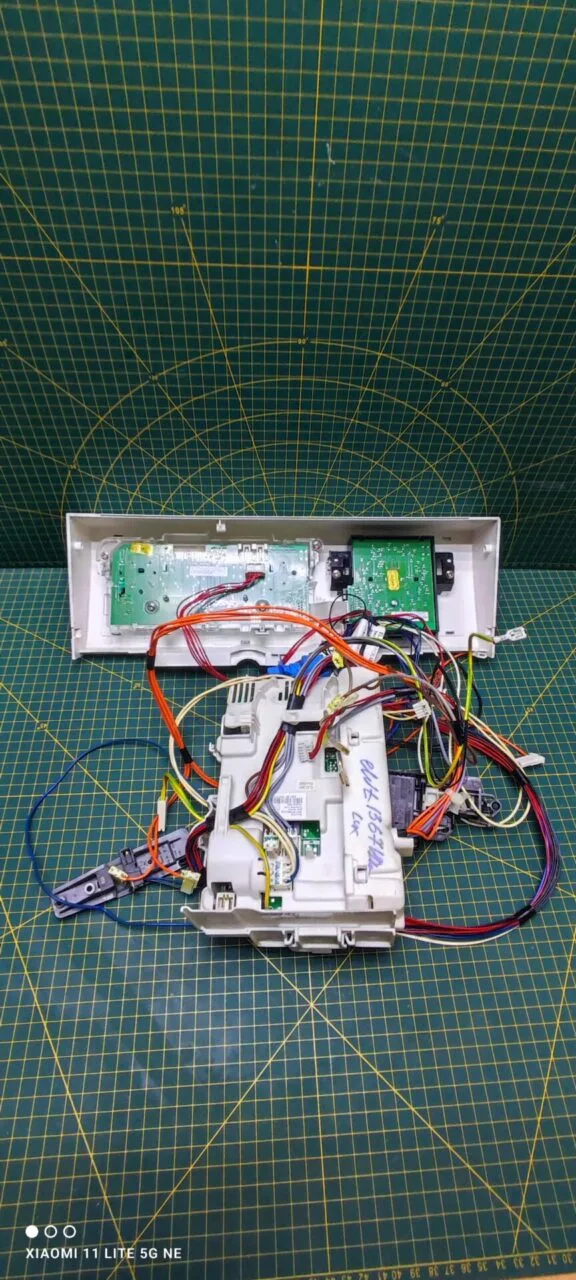 Модуль Electrolux EWT13678VDW для стиральной машины с вертикальной загрузкой