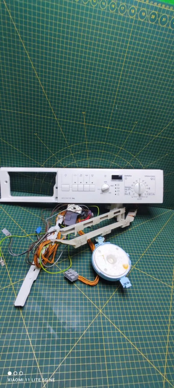 Модуль Bosch WFO2442OE для стиральной машины Модуль Bosch WFO2442OE для стиральной машины