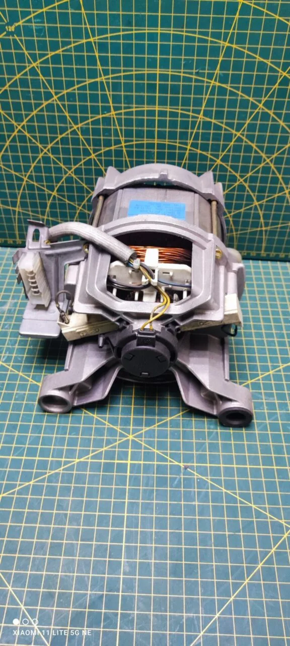 Двигатель Bosch FHP 5500007783 6контактов
