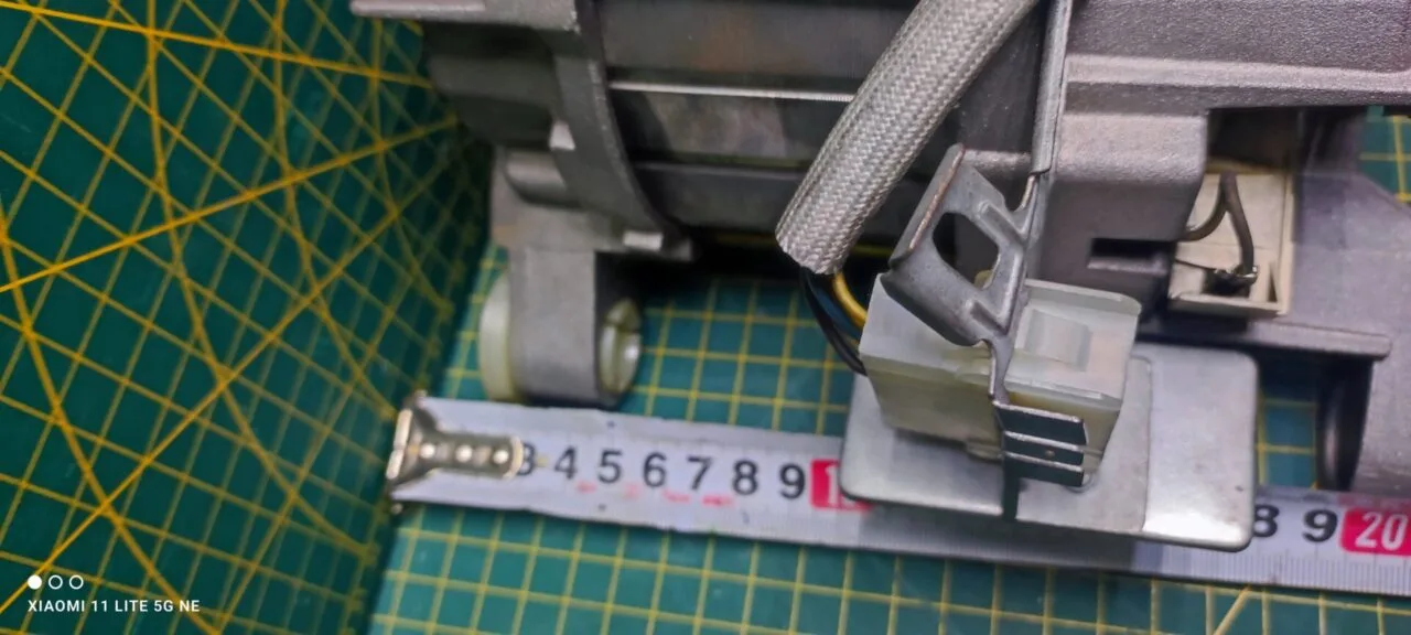 Двигатель Bosch FHP 5500007783 6контактов