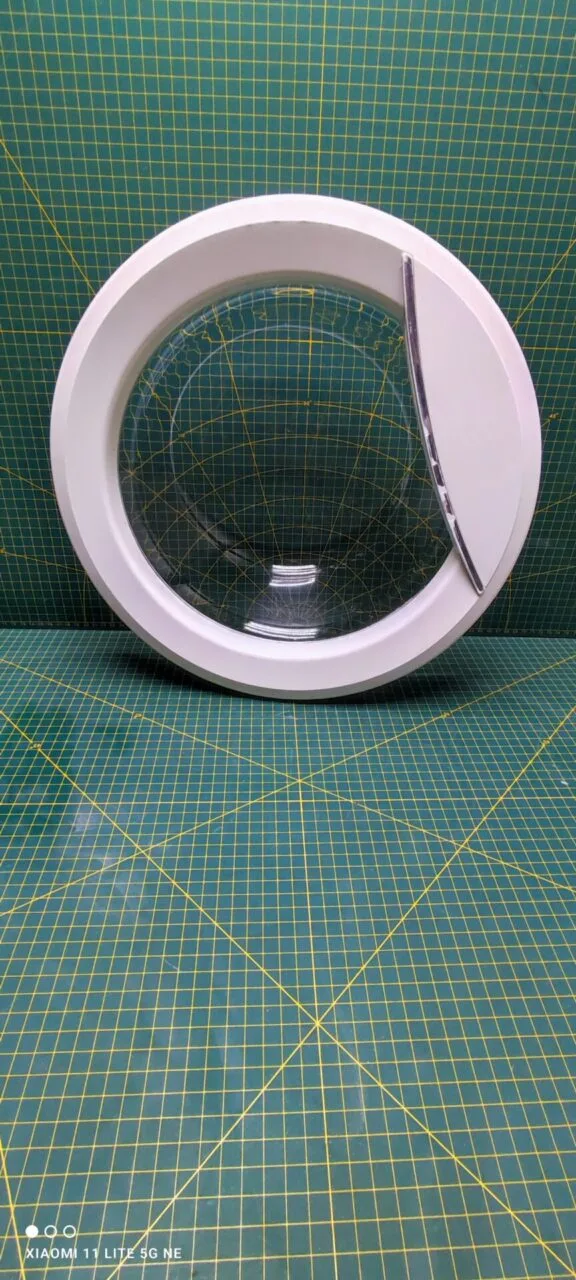 Люк Samsung Bl1299 с дефектом