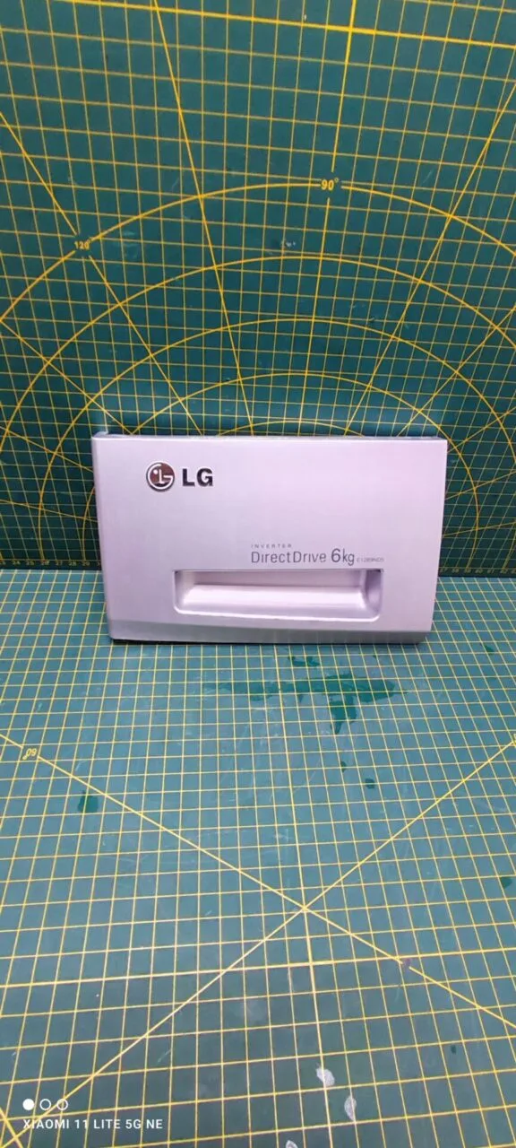 Панель порошкоприемника LG E1289ND5