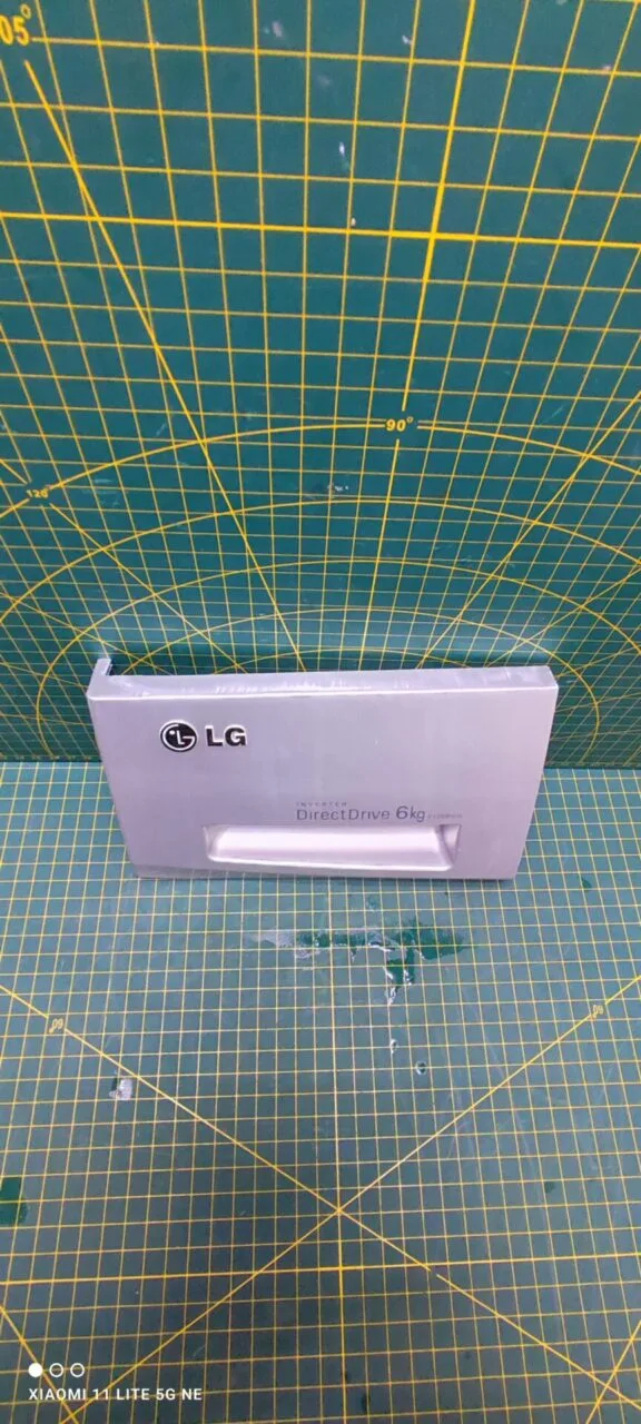 Панель порошкоприемника LG E1289ND5