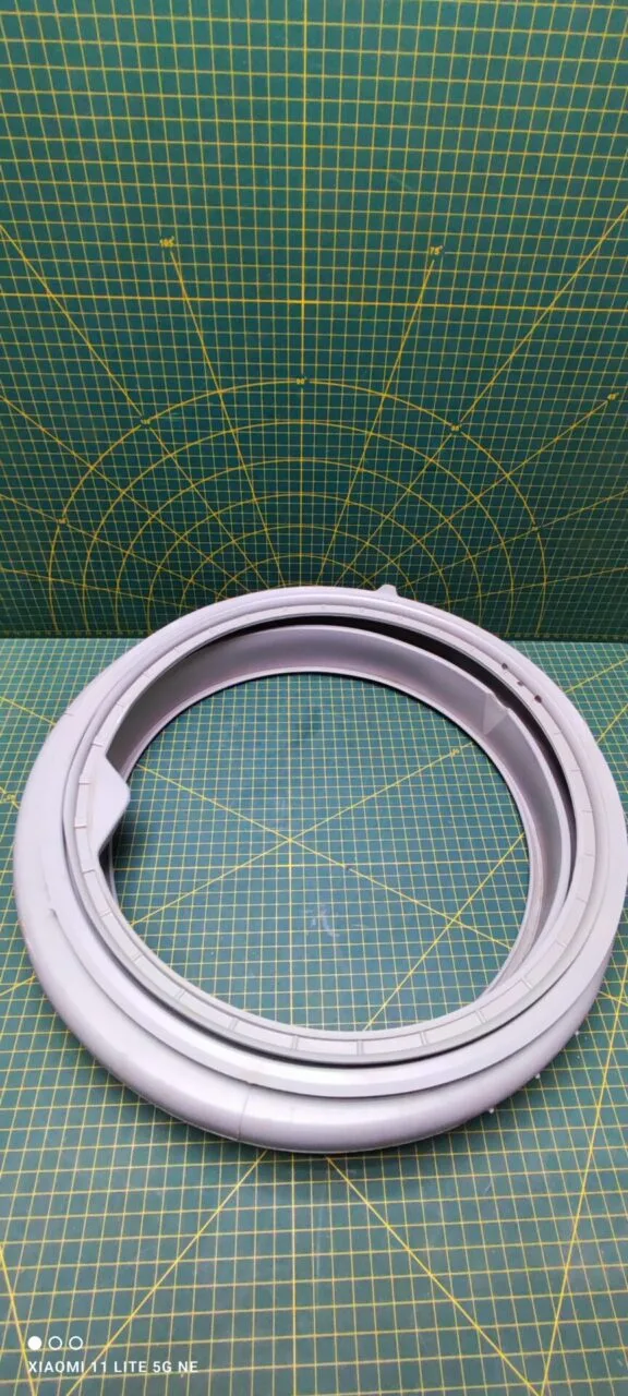 Манжета Indesit 144003667.00