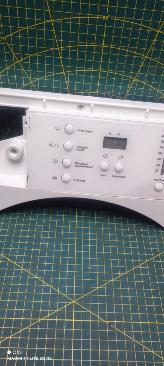 Панель управления AEG SED810