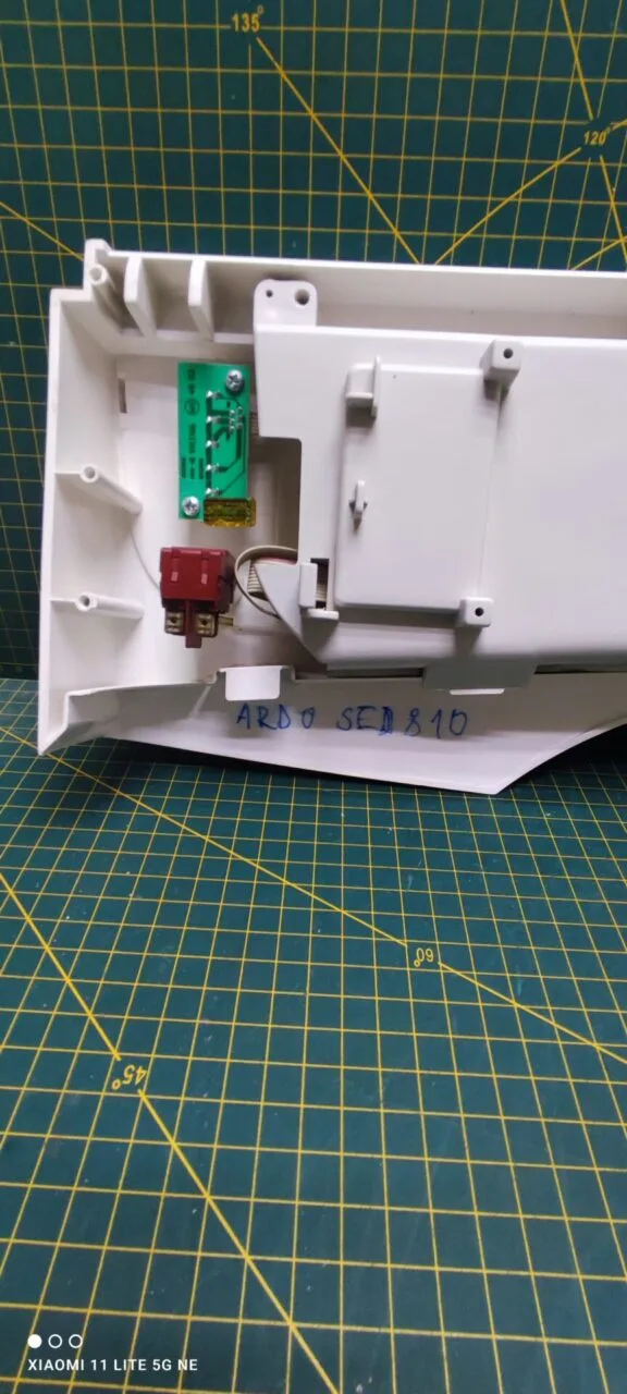 Панель управления AEG SED810