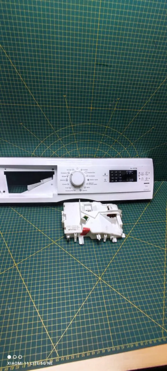 Модуль Electrolux EWS1054EFU без проводки Модуль Electrolux EWS1054EFU без проводки