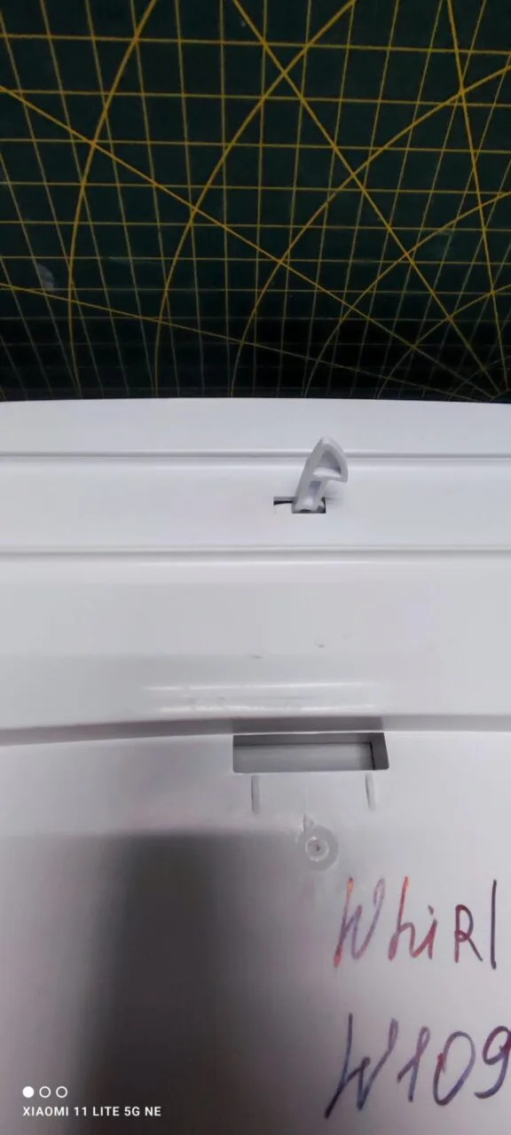 Крышка люка Whirlpool W1094642 с вертик.загрузкой