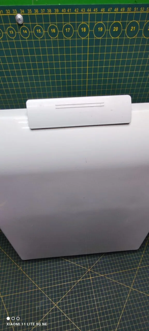 Крышка люка Electrolux 9113101358 с вертик.загрузкой